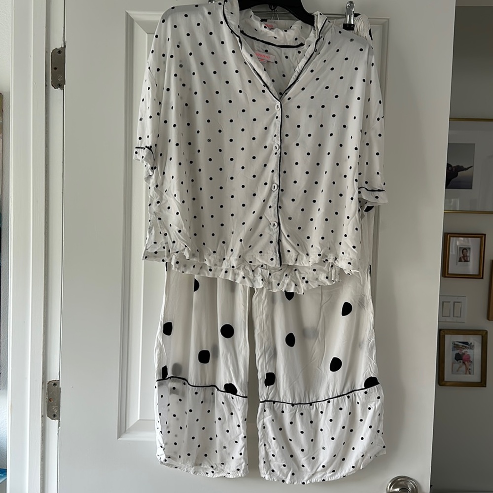 Poka for pjs. Wide leg bottoms and cropped top
